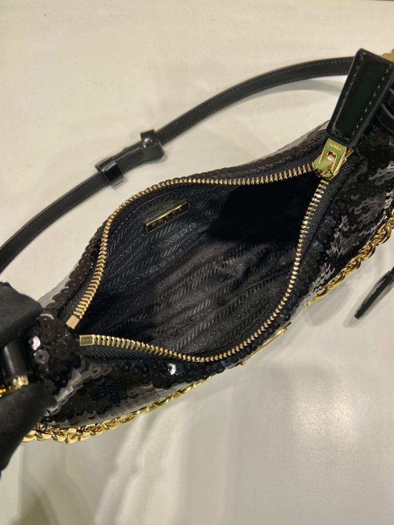 Pra*a hobo bags